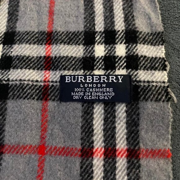 BURBERRY scarf 100% authentic gray nova check cashmere pre owned - Picture 3 of 5